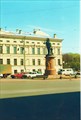 Памятник Суворову на Суворовской площади